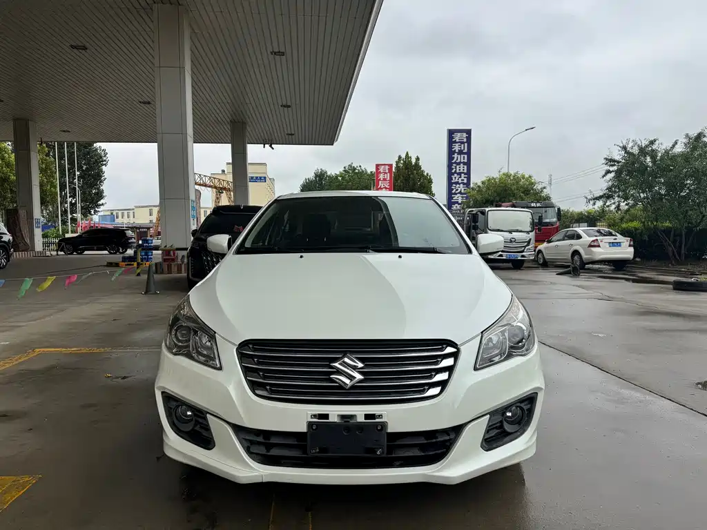 Suzuki Alivio — миниатюра 5