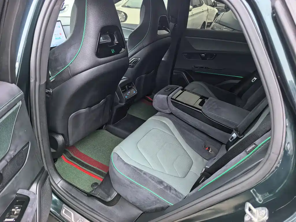 BYD Han — миниатюра 6