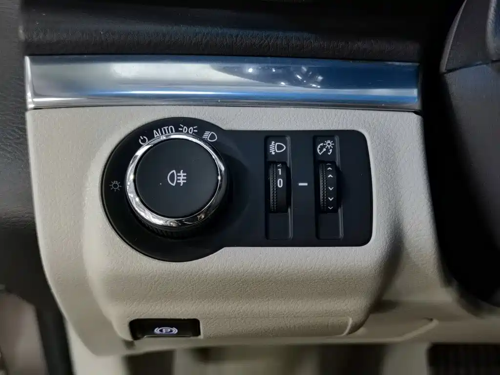 Buick GL8 — миниатюра 21