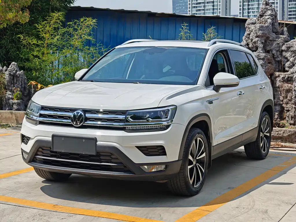 Volkswagen Tharu 2021