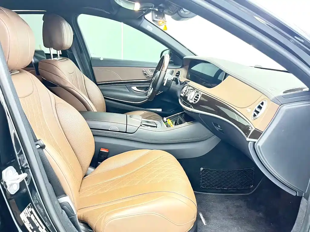 Mercedes-Benz S-Class — миниатюра 8