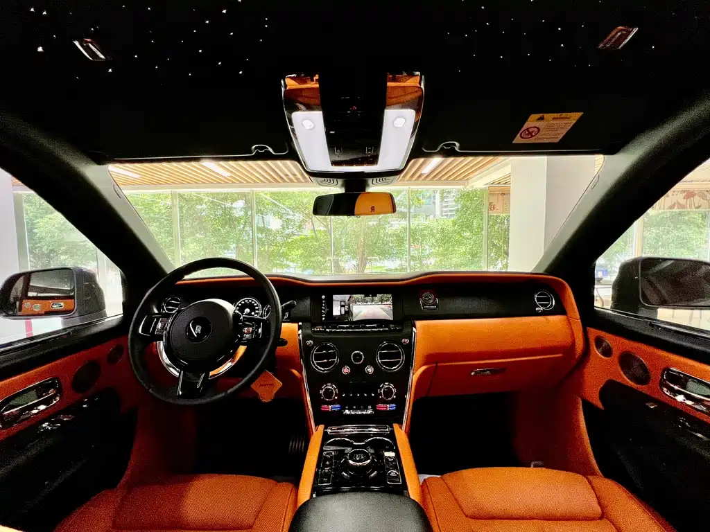 ROLLS-ROYCE CULLINAN