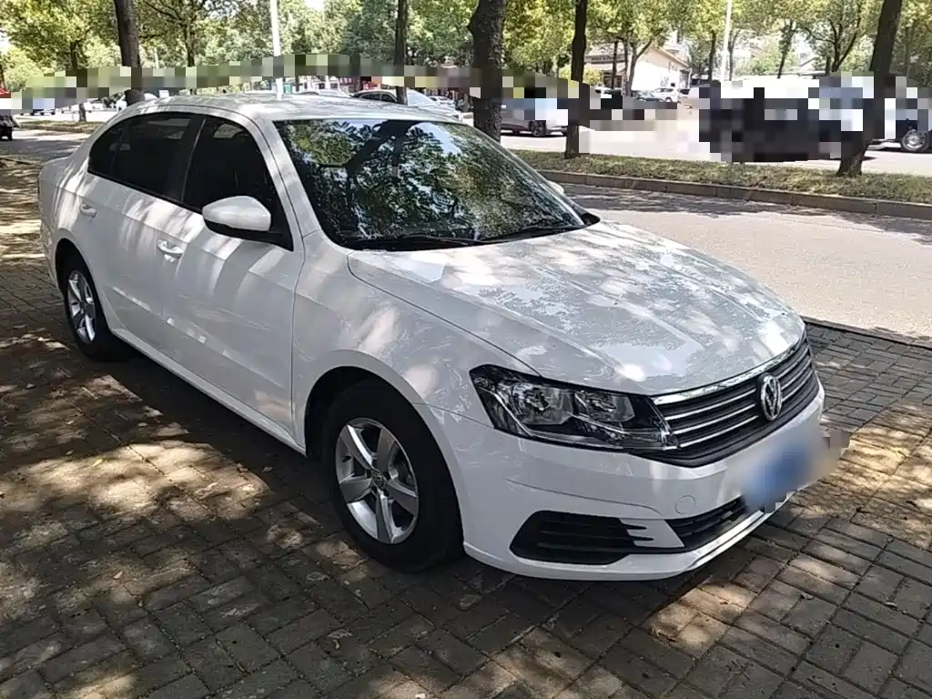 Volkswagen Lavida — миниатюра 4