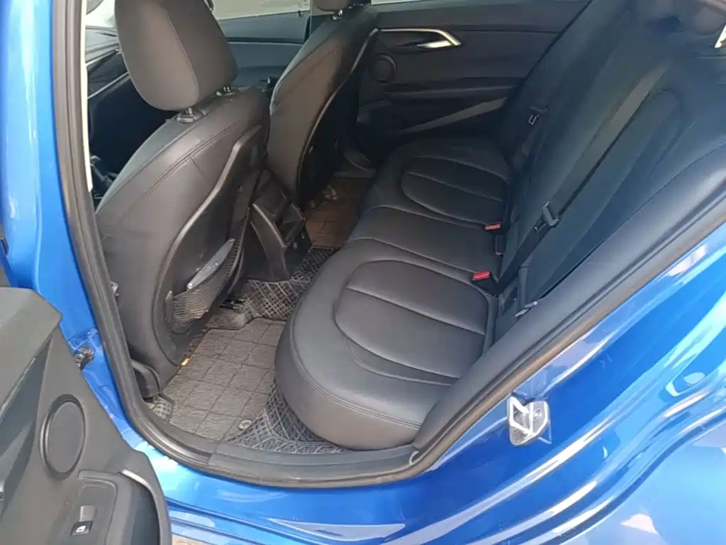 BMW 1 Series — миниатюра 17