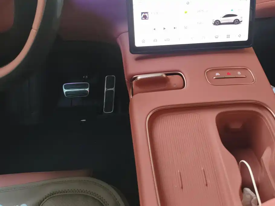 NIO EC7 — миниатюра 16