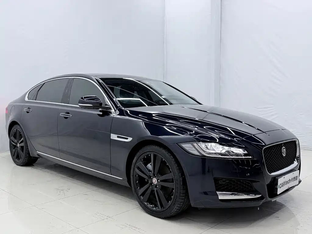 Jaguar XFL 2021 XFL 2.0T P250 Sport