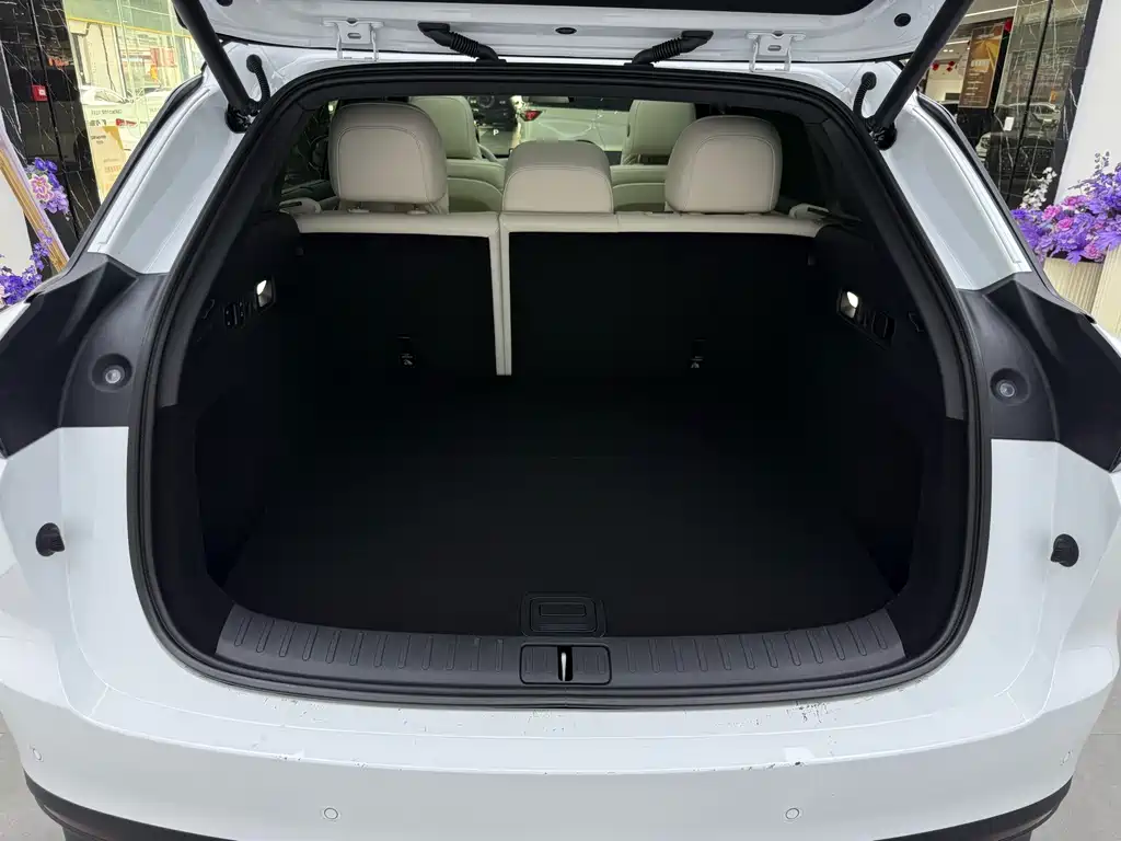 Li Auto Идеальный i6 — миниатюра 22