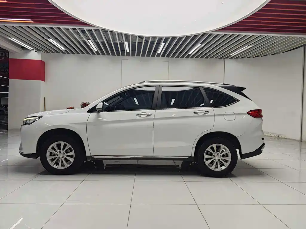 Haval M6 — миниатюра 5