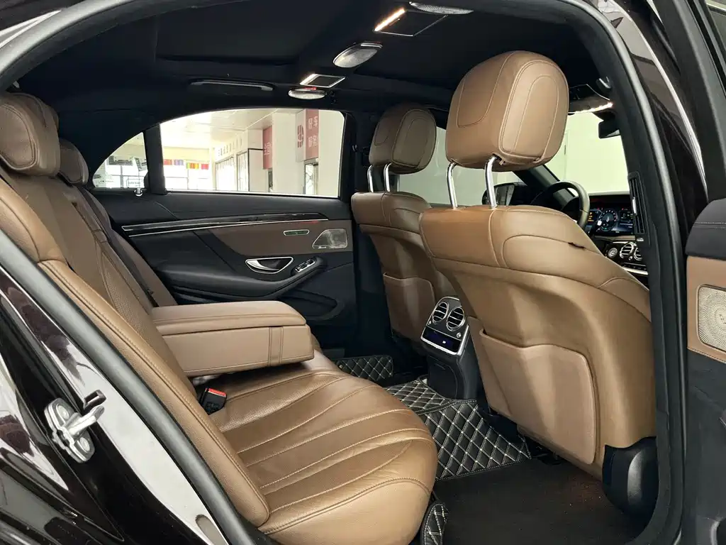 Mercedes-Benz S-Class — миниатюра 17