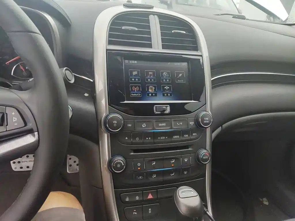 Chevrolet Malibu — миниатюра 13