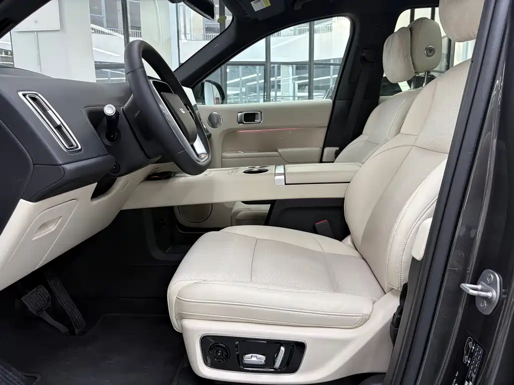 Li Auto Li L8 — миниатюра 4