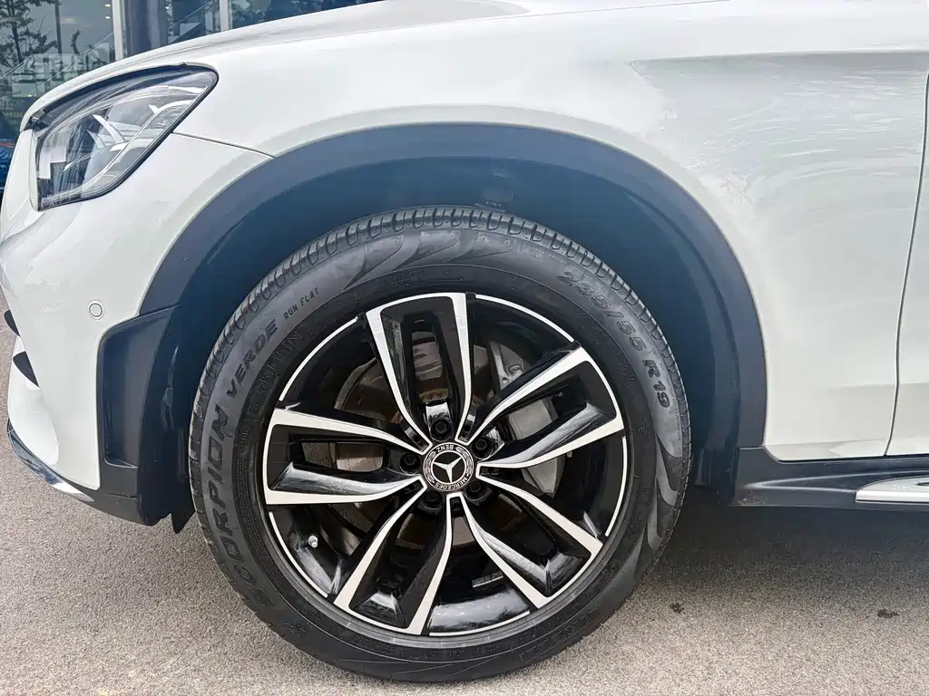 Mercedes-Benz GLC — миниатюра 13