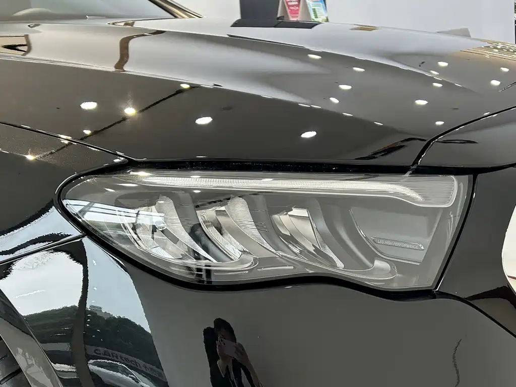 Mercedes-Benz E-Class — миниатюра 20