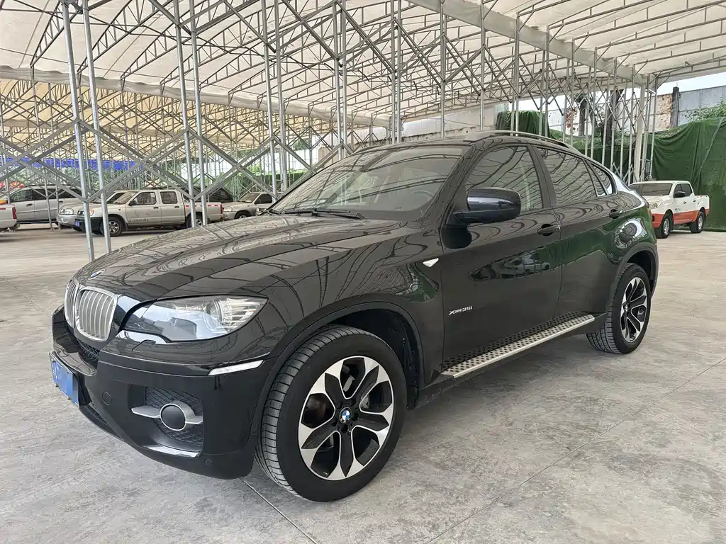 BMW X6 2011