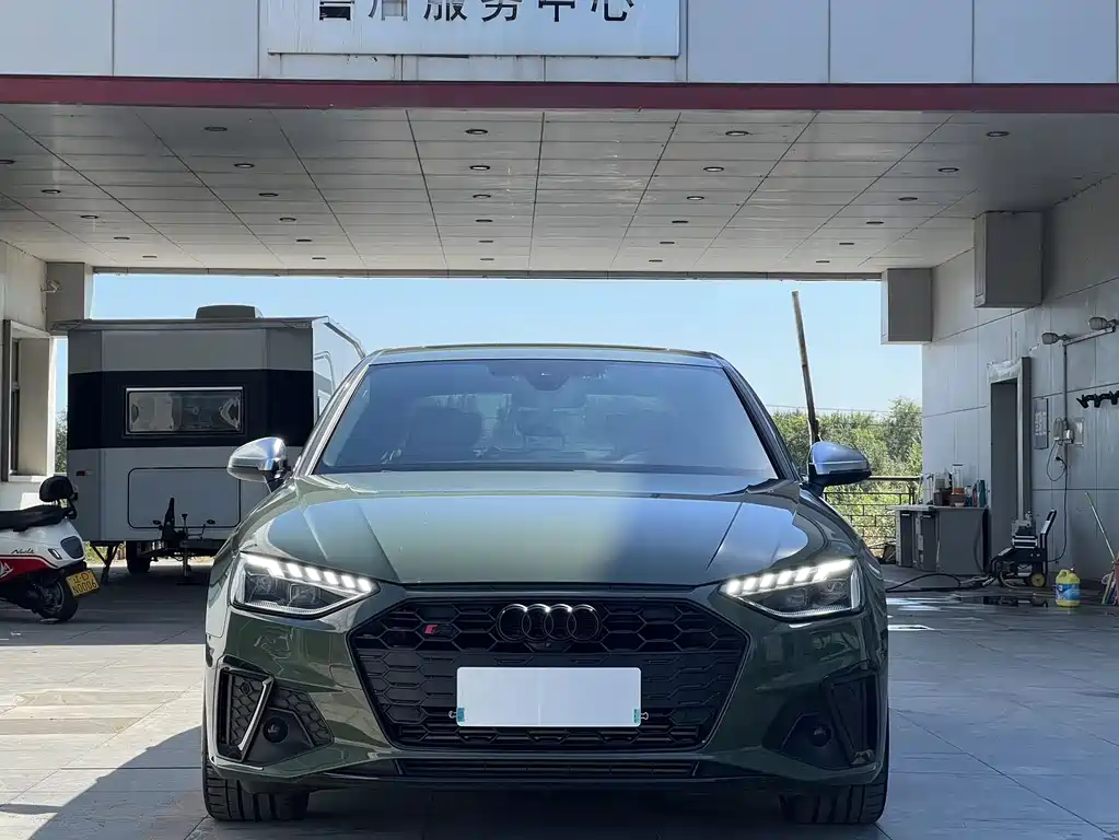 Audi S4 — миниатюра 3