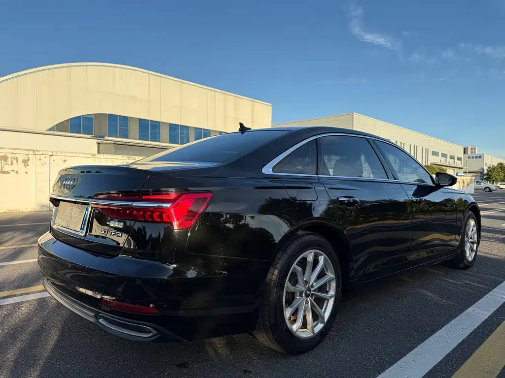 Audi A6L — миниатюра 9