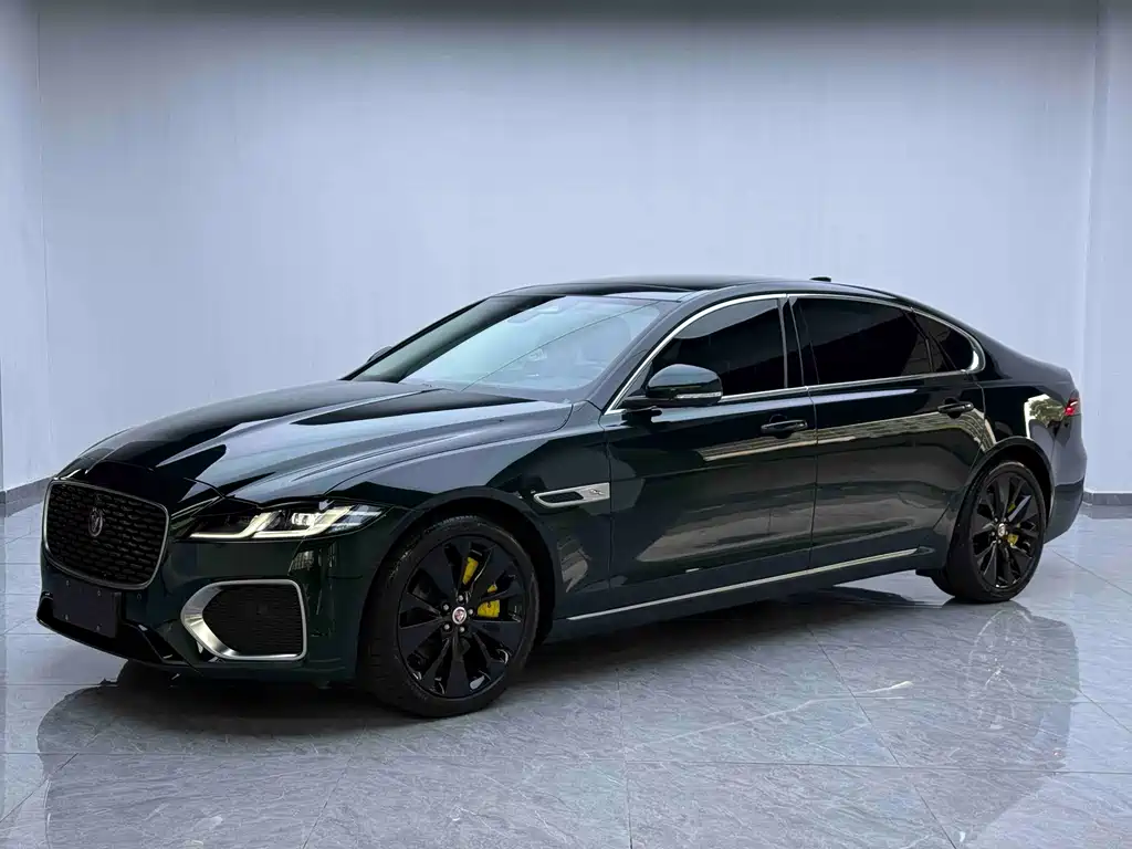 Купить Jaguar XFL
