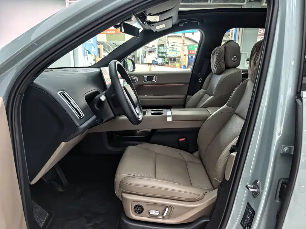 Li Auto Li L6 — миниатюра 3