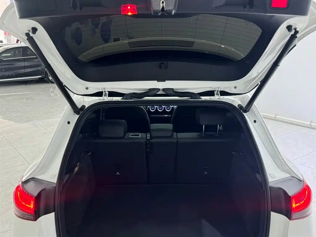 Mercedes-Benz GLA 2022 GLA 220 4MATIC