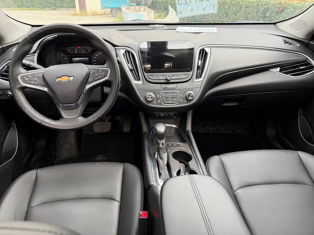 Chevrolet Malibu XL — миниатюра 10