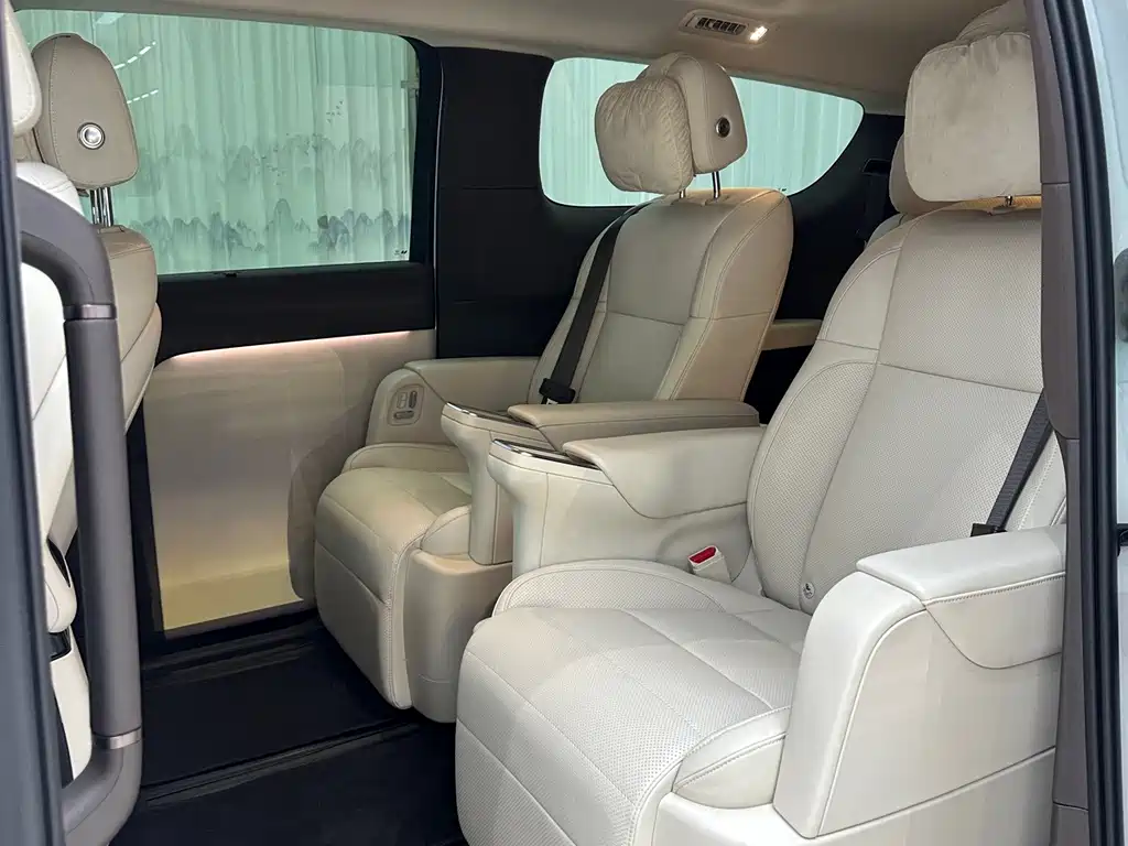 Li Auto Li MEGA — миниатюра 10