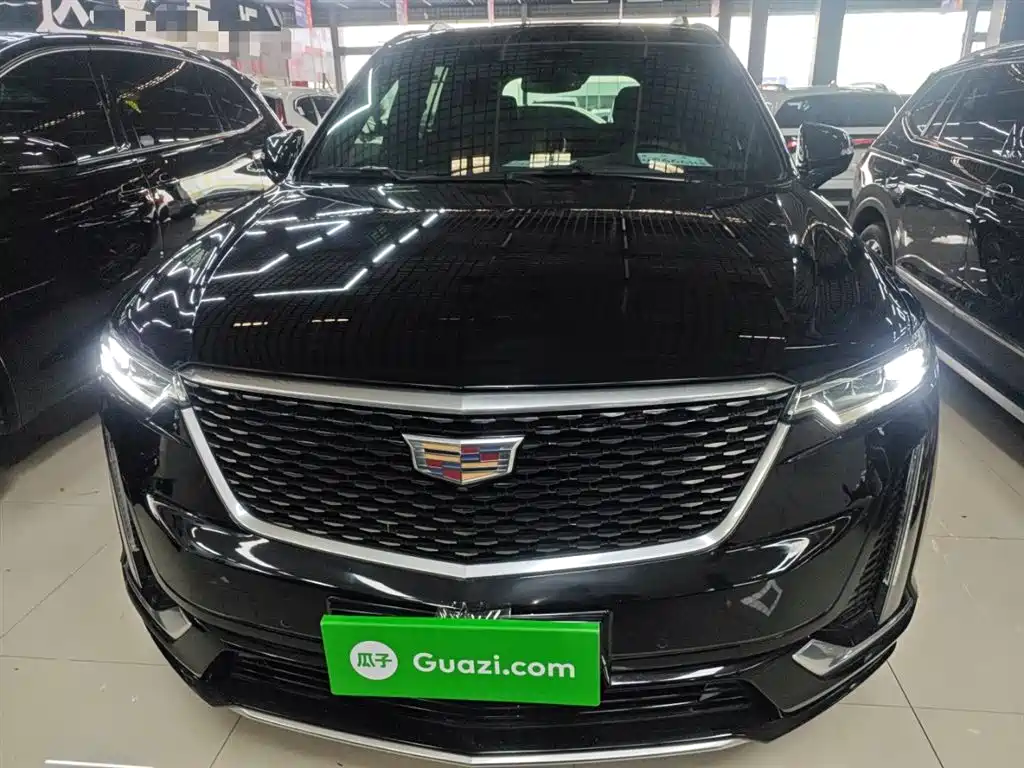 Cadillac XT6 2022 2.0T мест Luxury