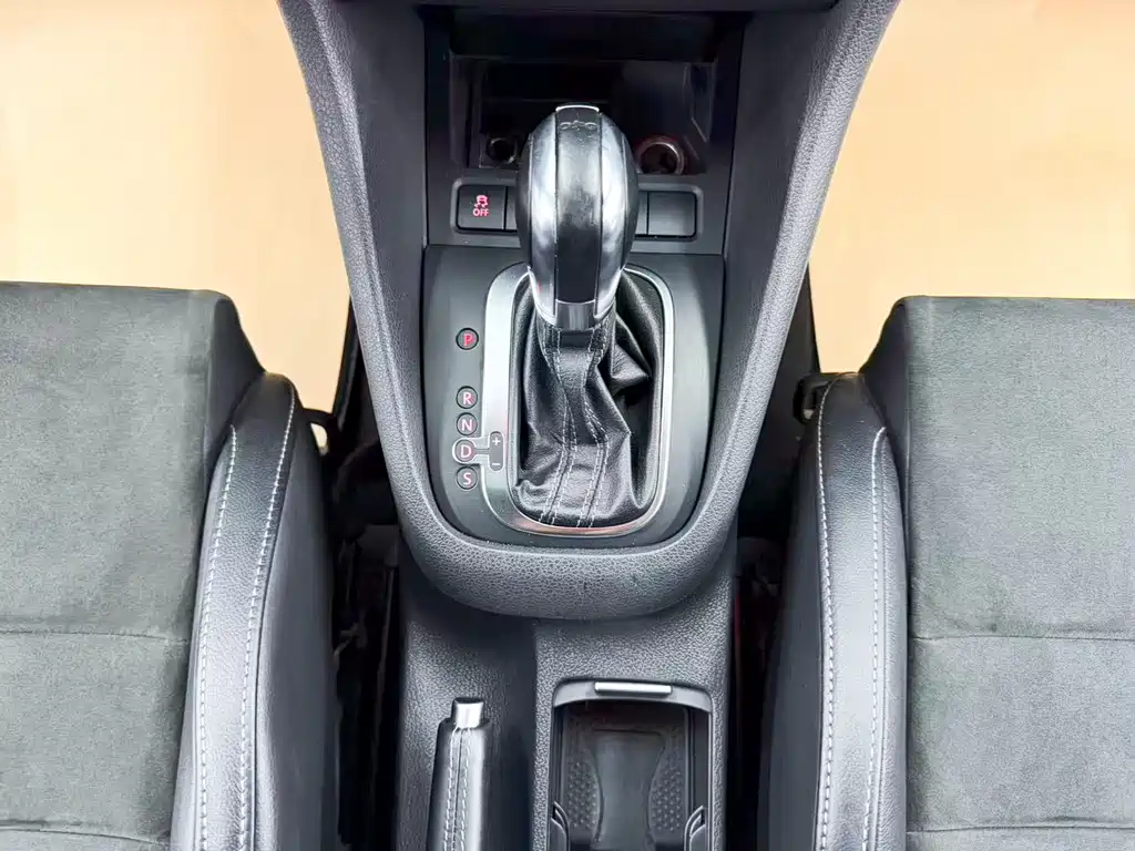 Volkswagen Golf (Import) — миниатюра 18
