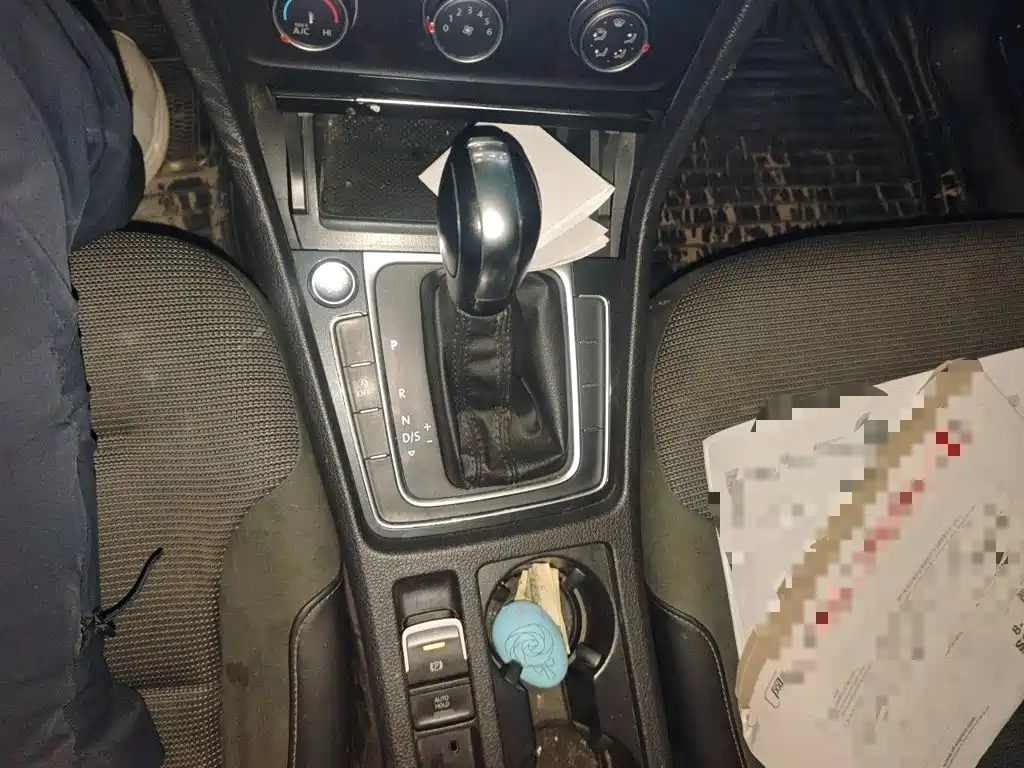 Volkswagen Golf — миниатюра 17