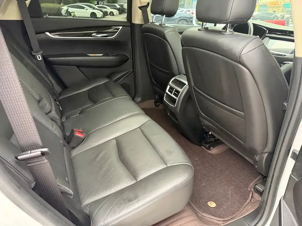 Cadillac XT5 — миниатюра 13
