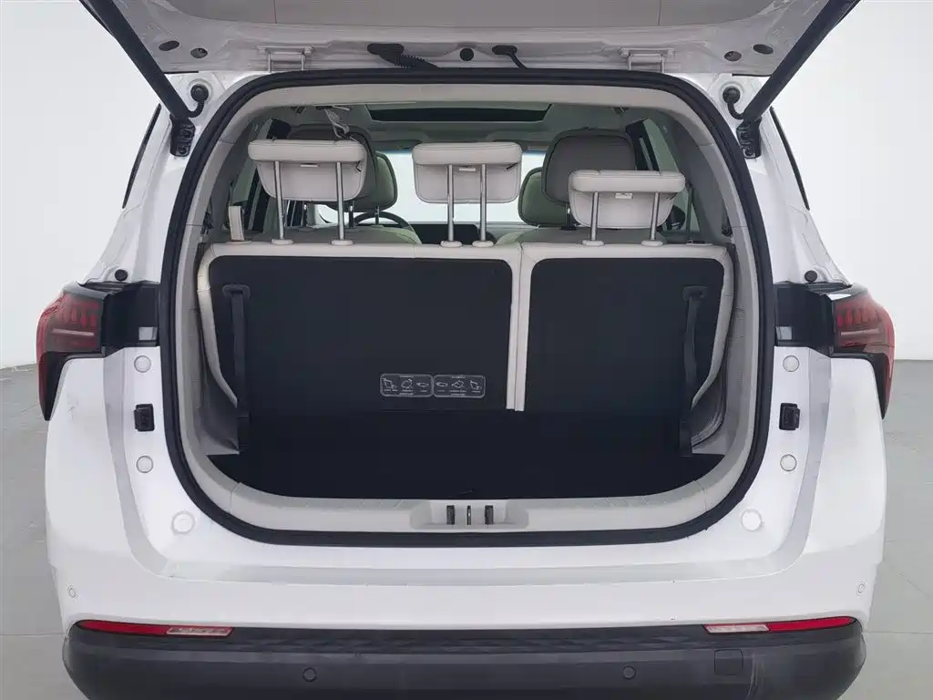 DONGFENG POPULAR YACHTS