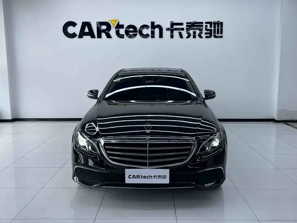 Mercedes-Benz E-Class — миниатюра 2