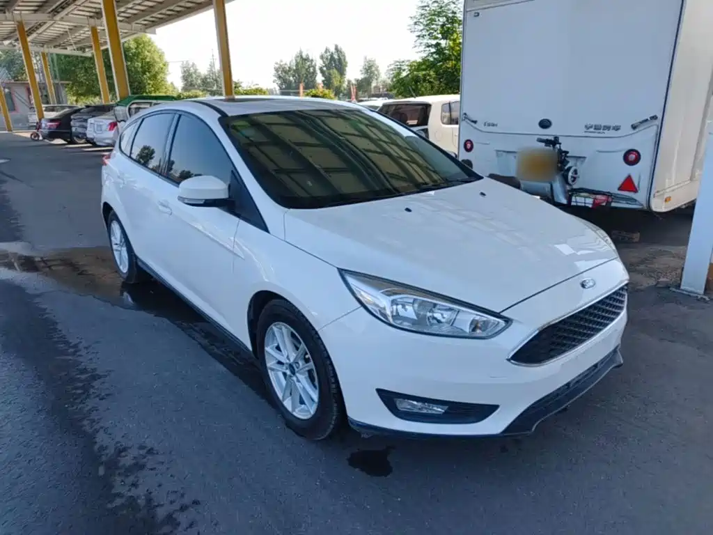 Ford Focus — миниатюра 4