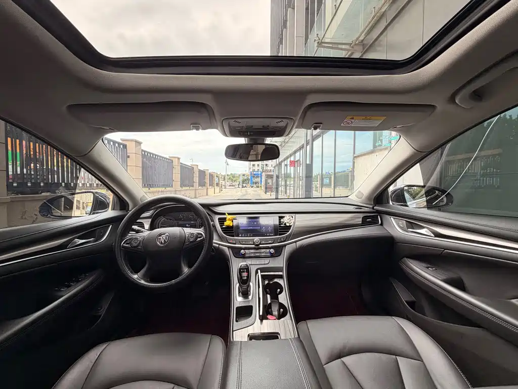 Buick LaCrosse — миниатюра 4