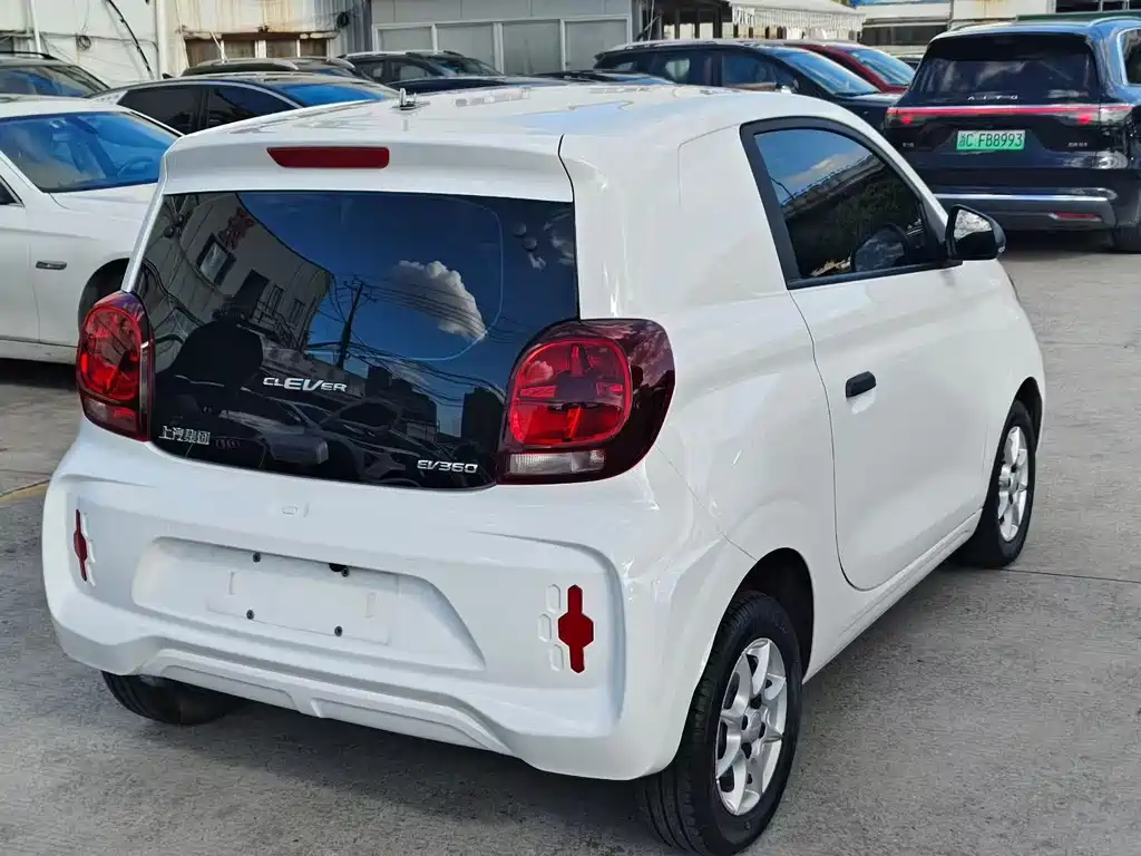 Roewe Clever — миниатюра 9