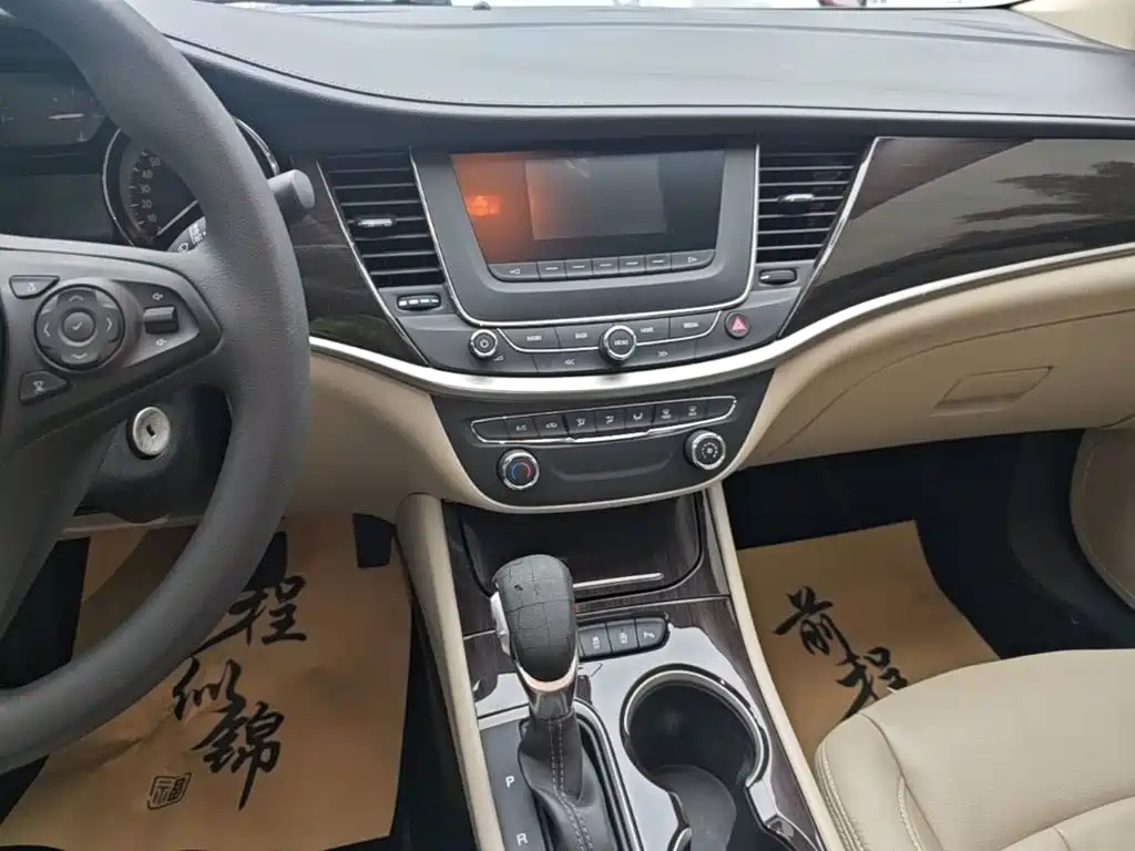 Buick Verano — миниатюра 13