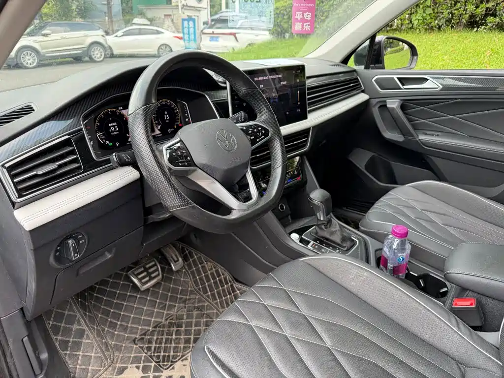 Volkswagen Tiguan L — миниатюра 7