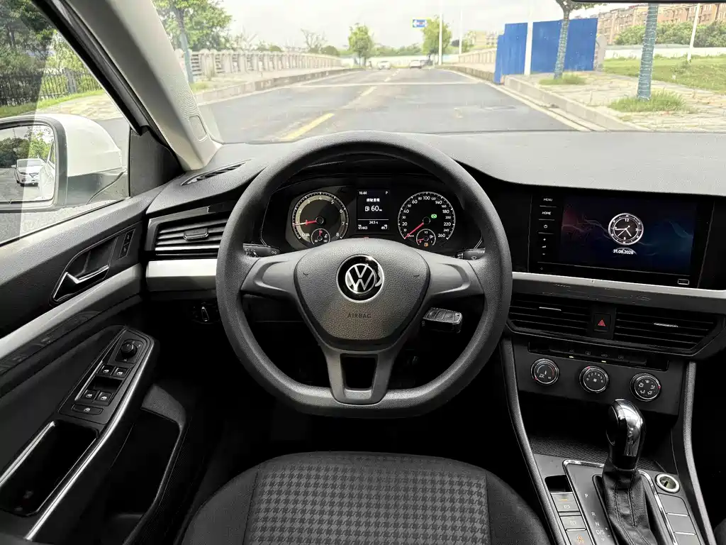 Volkswagen Bora — миниатюра 10
