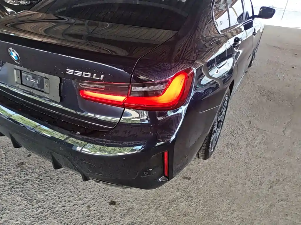 BMW 3 Series — миниатюра 8