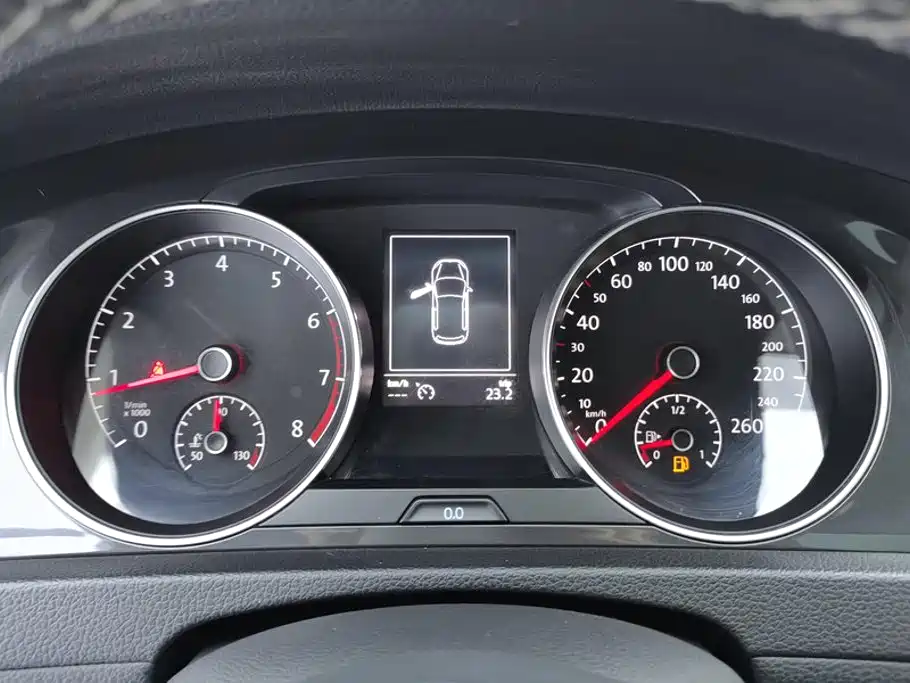 Volkswagen Golf — миниатюра 14