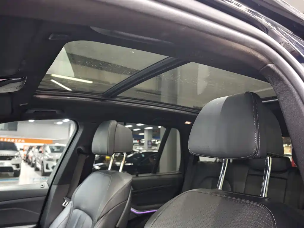 BMW X5 (Import) — миниатюра 9