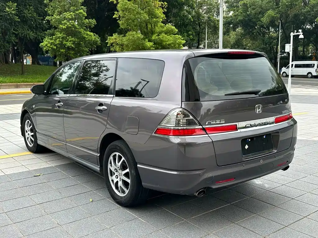 Honda Odyssey — миниатюра 8