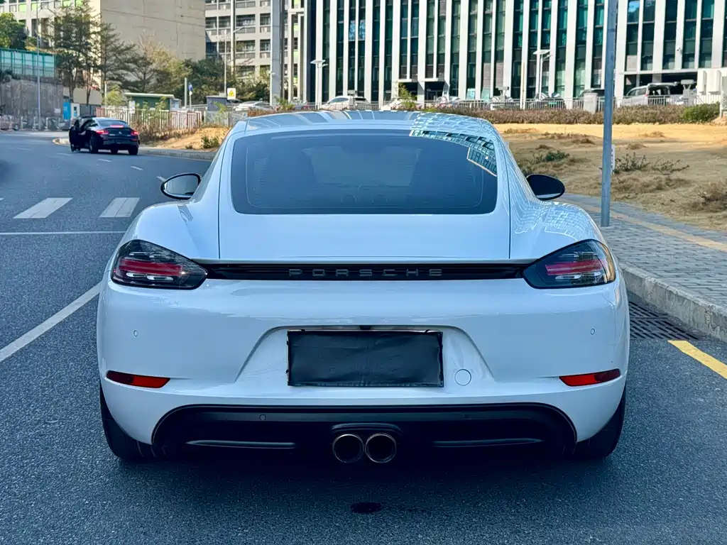 PORSCHE 718