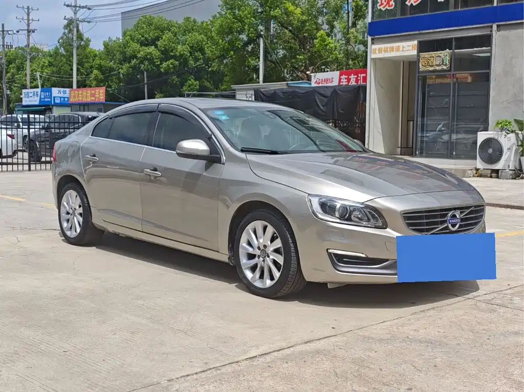 Volvo S60 — миниатюра 3
