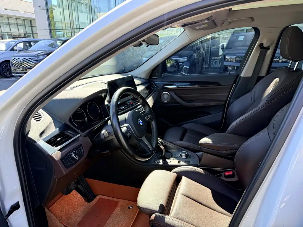 BMW X1 — миниатюра 11