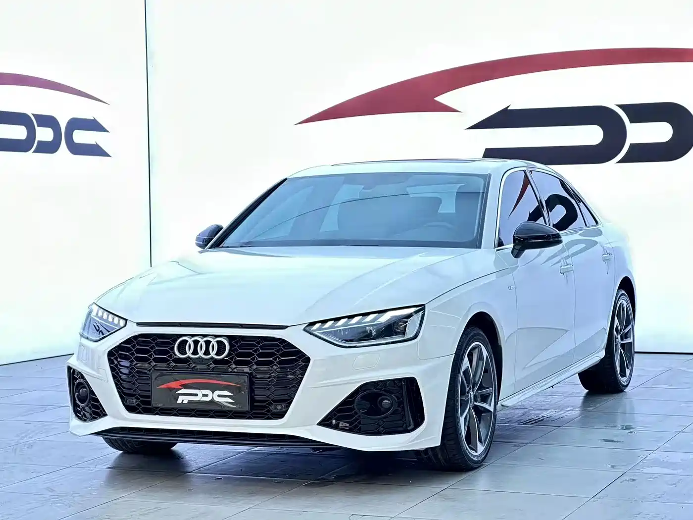 奥迪A4L 2024款 40 TFSI 时尚动感型 2024
