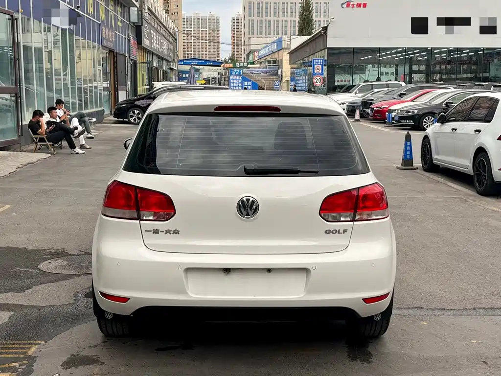 Volkswagen Golf — миниатюра 8