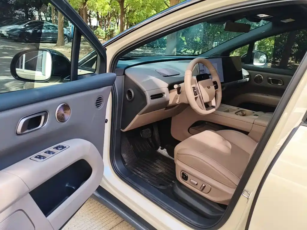 Li Auto Li i6 — миниатюра 16