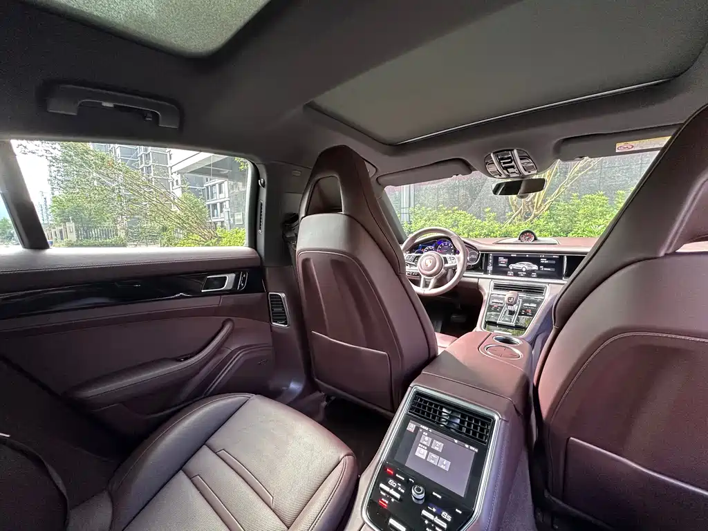Porsche Panamera — миниатюра 17