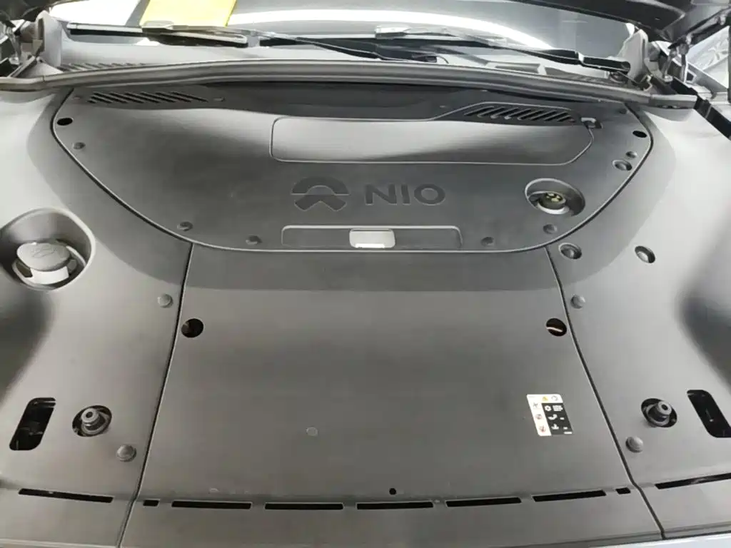 NIO ES8 — миниатюра 20