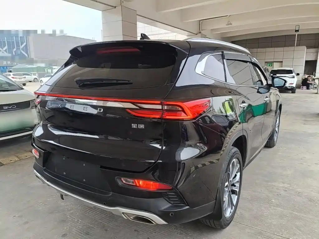 Exeed Lingyun — миниатюра 7